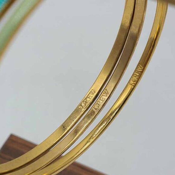 J Crew Set of 3 Thin Enamel Bangle Bracelets 2 Blue 1 white/off white - Picture 7 of 7